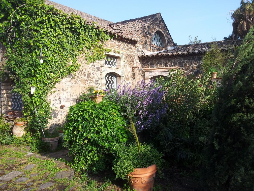 Sant'Agata Li Battiati Relais De Charme - B&B Short Lets La Casa Di Francesca المظهر الخارجي الصورة