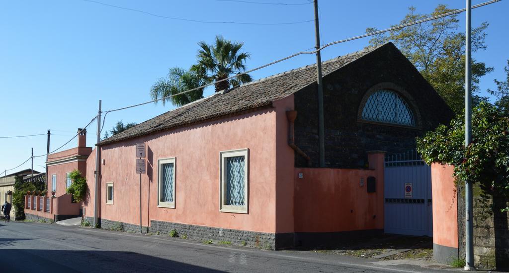 Sant'Agata Li Battiati Relais De Charme - B&B Short Lets La Casa Di Francesca المظهر الخارجي الصورة